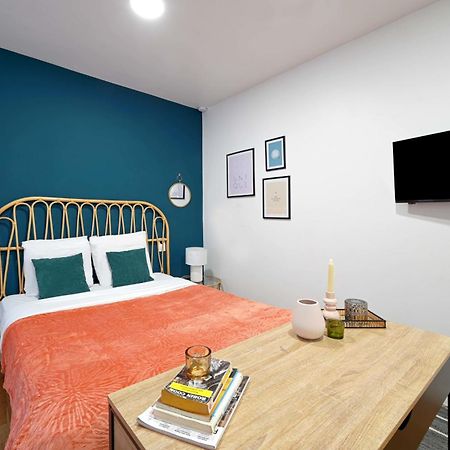 Modern Studio Fully Renovated Párizs Kültér fotó